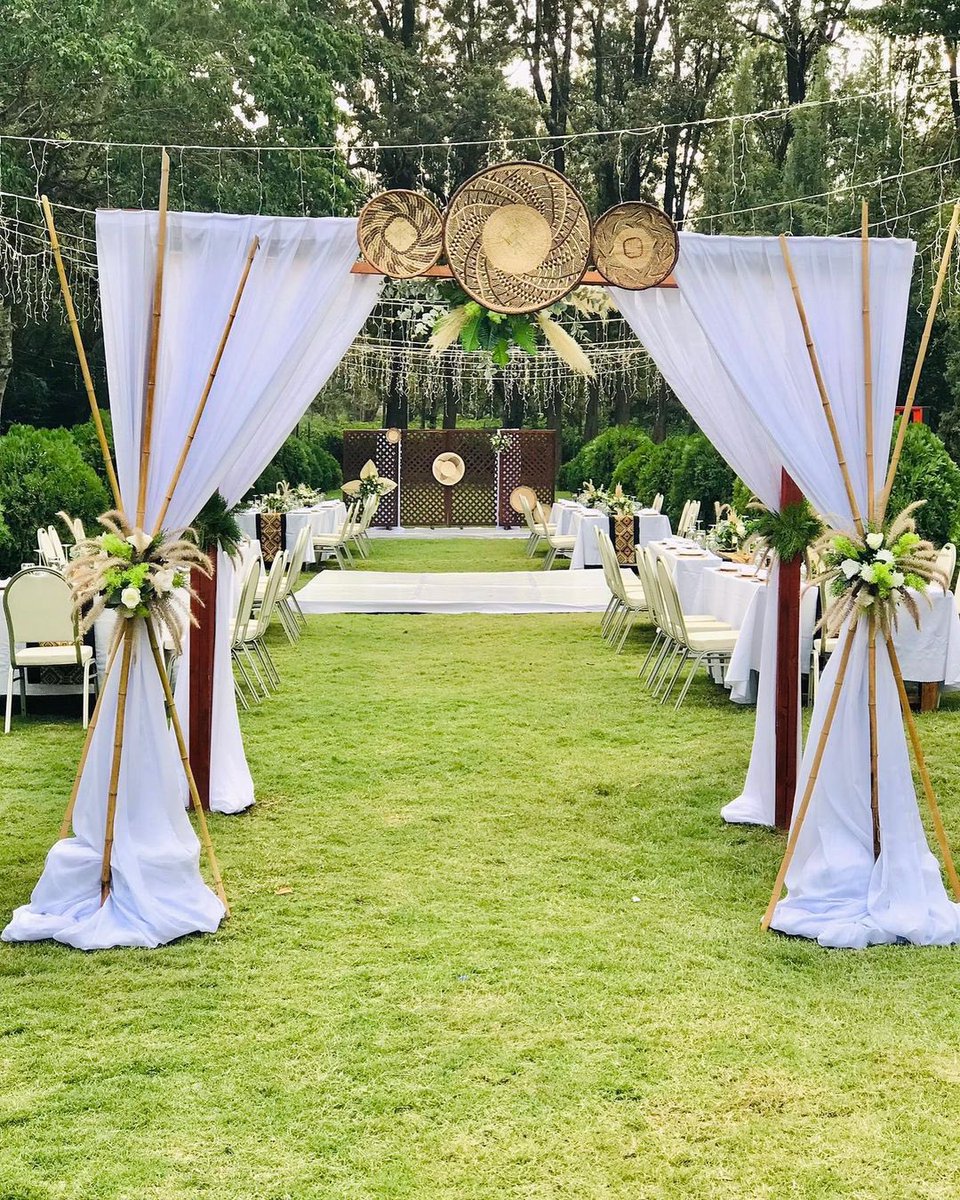 KhethiweAS's tweet photo. Arusha has so much scenery for outdoor weddings (…and other outdoor events of course) https://t.co/tRjWP9zsIH