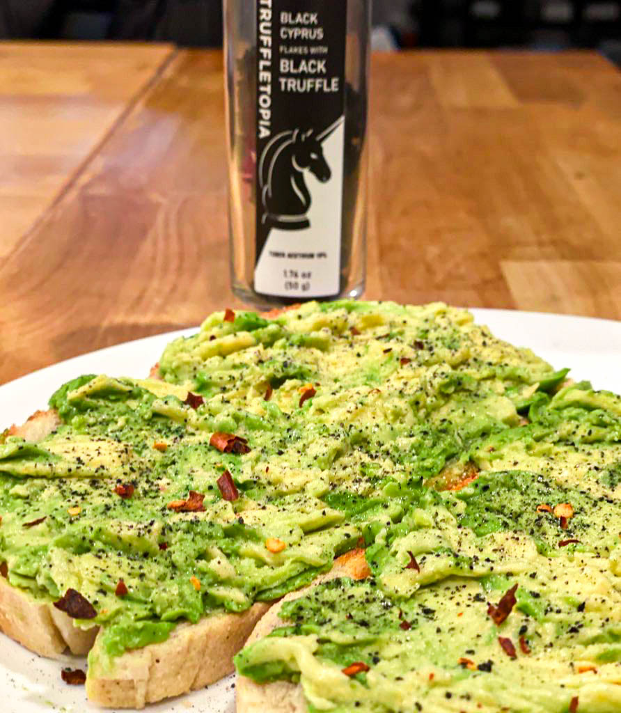 TruffletopiaNC's tweet photo. How do you like your toast?

#Truffletopia #TruffleFarm #Food #Recipe #RecipeIdeas #foodie #truffle #avocado #avocadotoast #trufflesalt #redpepper #onionpowder https://t.co/qrPADSfAmR