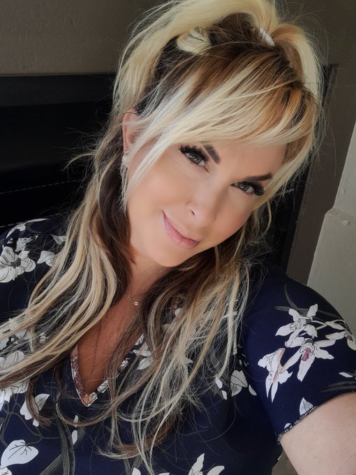 On holiday at our timeshare suncity 2 weeks of playing with my son very happy.   Happy Valentines Day