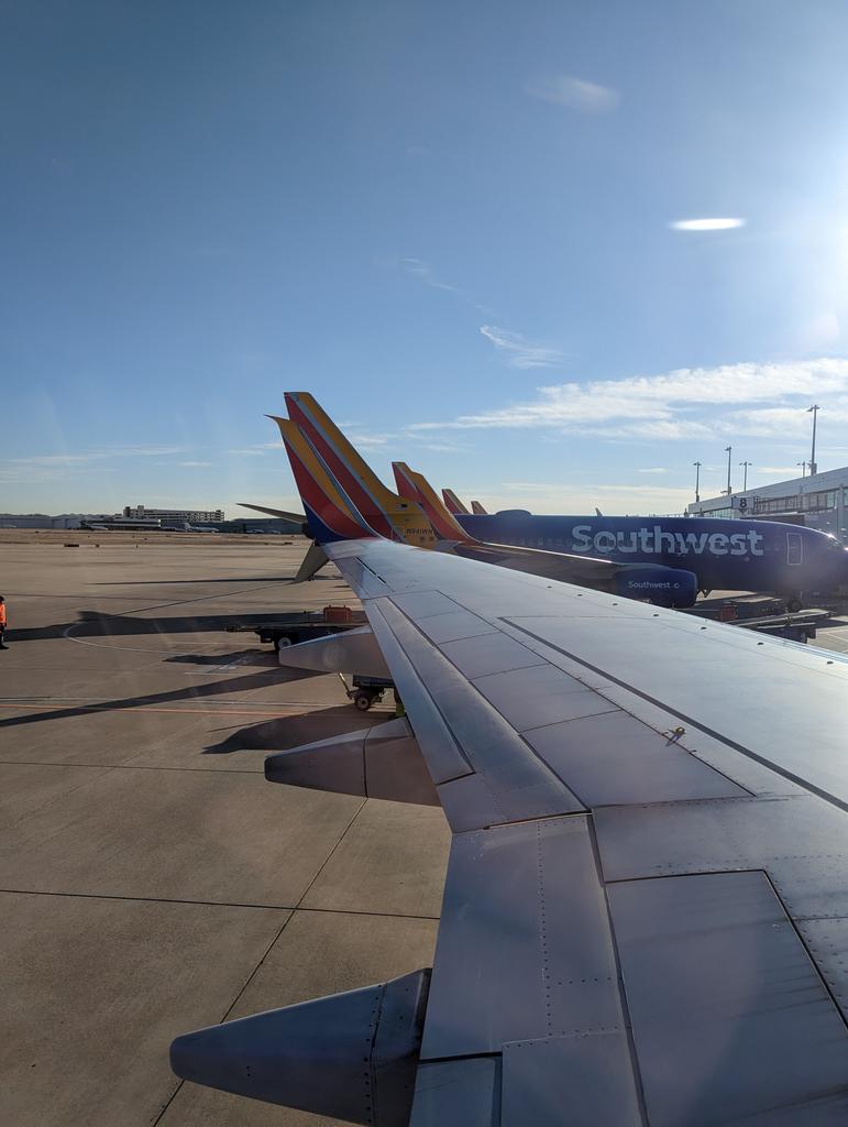 #WingtipWednesday <a href="/DallasLoveField/">Dallas Love Field Airport</a> on the way to <a href="/ATLairport/">Atlanta Airport</a>. It's a great day for flying on <a href="/SouthwestAir/">Southwest Airlines</a>