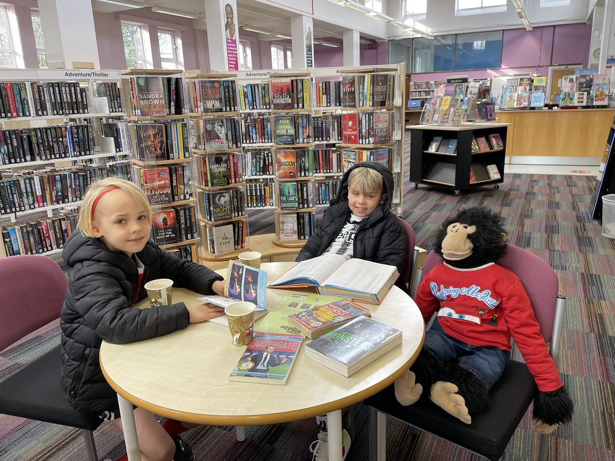 AingerLauren's tweet photo. @IntakeSchool  SA y2 and SA y6 holiday homework completed and Percy had a great time exploring the library, enjoyed a spot of colouring and using the computers 😊 https://t.co/eomoeSYZZl