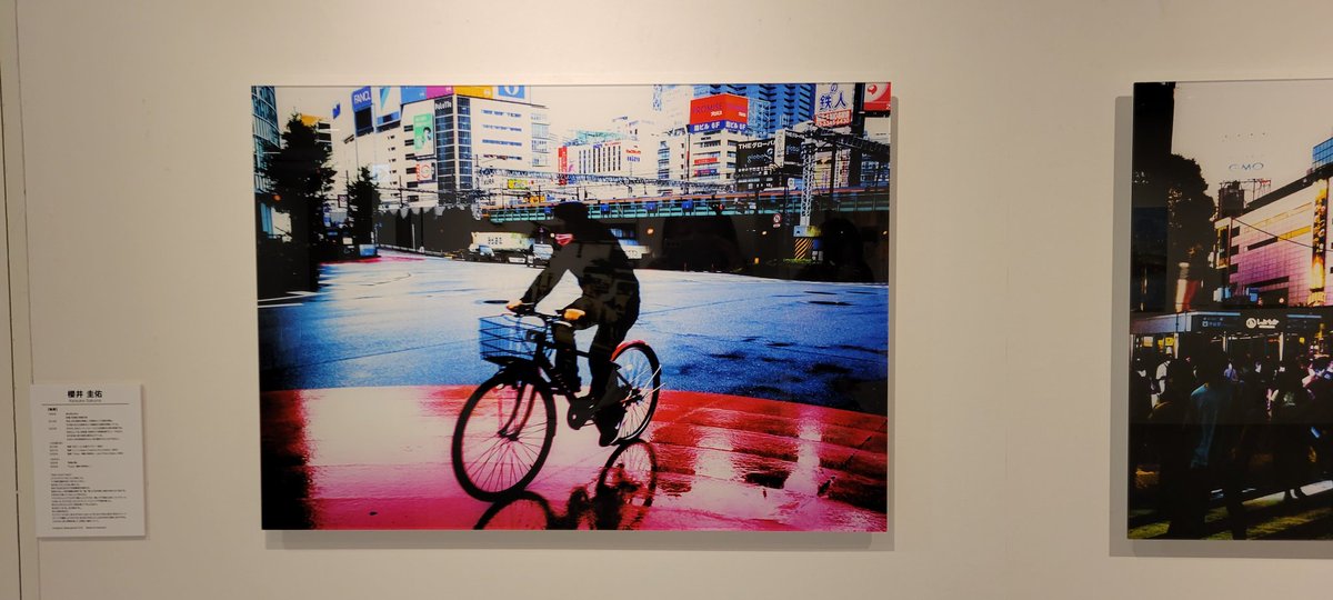 olive_oribia512's tweet photo. もう10日くらい経つ
夢の中を切りとったみたいな色彩の  #櫻井圭佑 さんの作品 は  #渋谷西武 B館８階オルタナティブスペースで出会えます。 #YgenerationⅧ https://t.co/Quq3wbeAo2