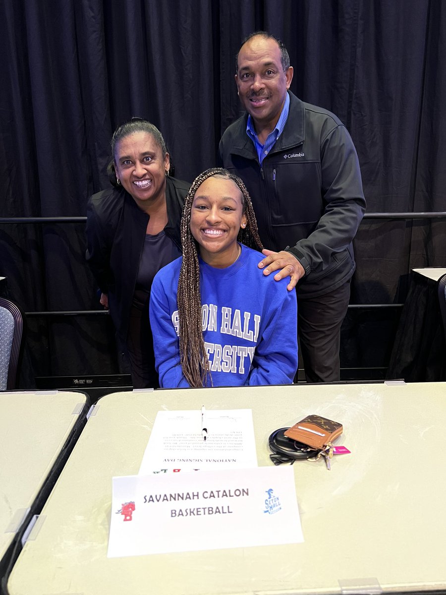 BroncogirlsBB's tweet photo. Congratulations on signing her letter of intent to Seton Hall University to further her basketball career🏀❤️ can’t wait to see her at the next level 👀👀 WE LOVE YOU @savannahcatalon @MISDathletics @SHUWBB https://t.co/FIu3wy5Akz