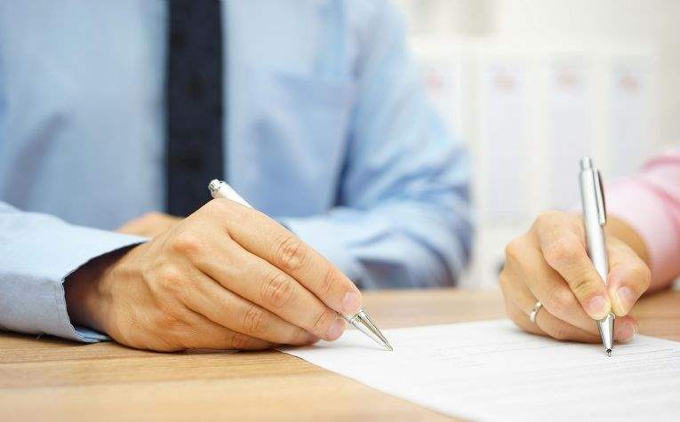 ProProps_'s tweet photo. Are Lease Option Agreements A Viable Option To Owning Property?
 #leaseoptions #leaseoptiontobuy #leaseoptionagreement #leaseoptionagreements #leaseoptionsmadesimple #optionagreement #propertyinvesting #propertyinvestinguk #propertyinvestingtips 

https://t.co/ZIlbjPz7mb https://t.co/NP8ZKivspD