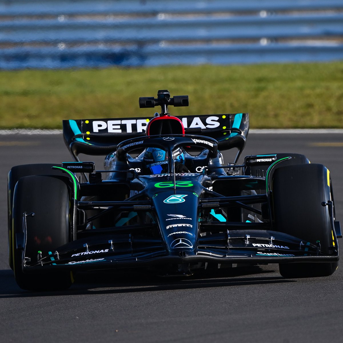 MercedesAMGF1's tweet photo. First laps with the W14. 🖤🥰 https://t.co/18K7aP7TVl