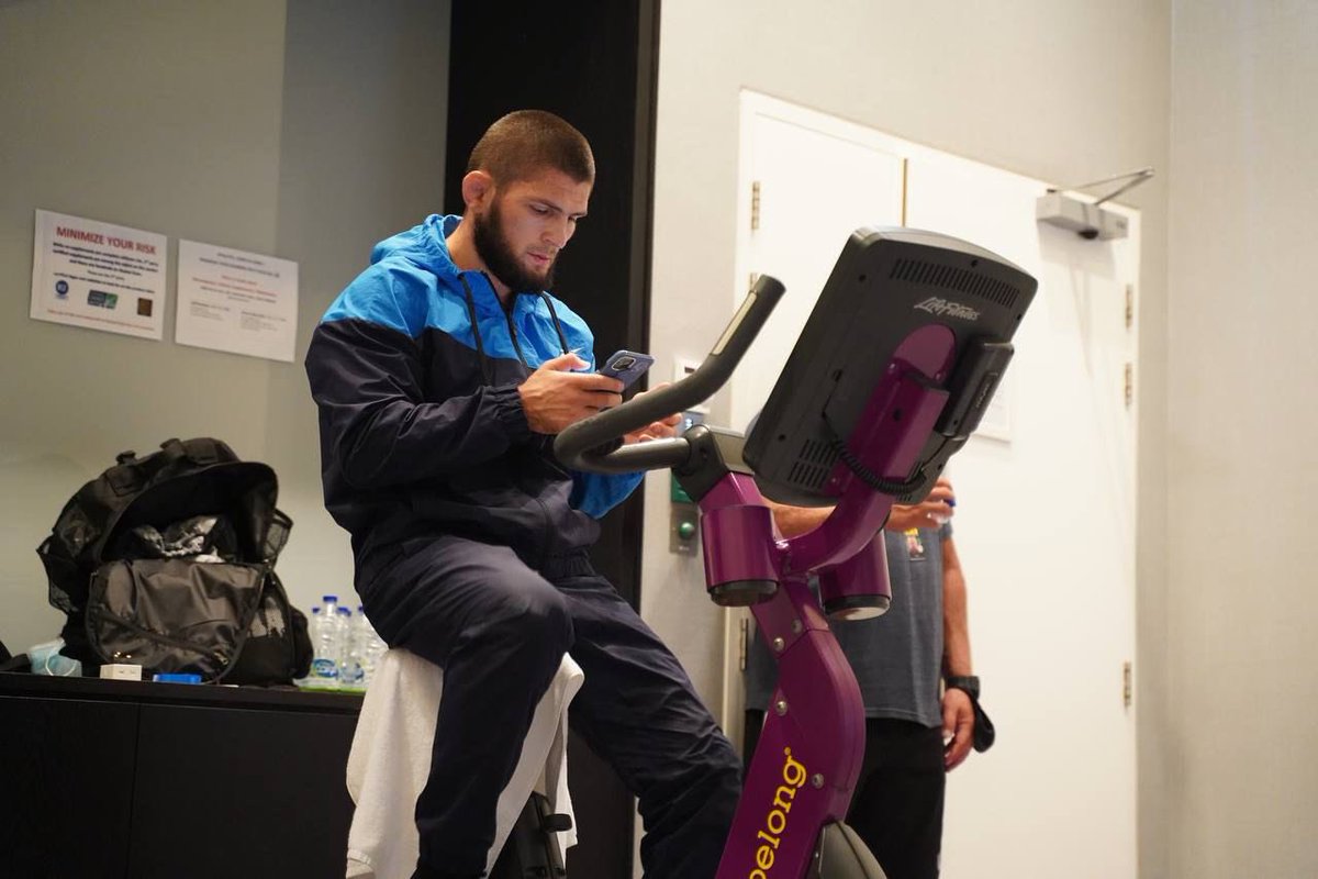 TeamKhabib's tweet photo. We are building Gameplan as a platform to bring athletes and fans together like never before. Big news soon, follow @meta_gameplan https://t.co/4Po2VcgU27