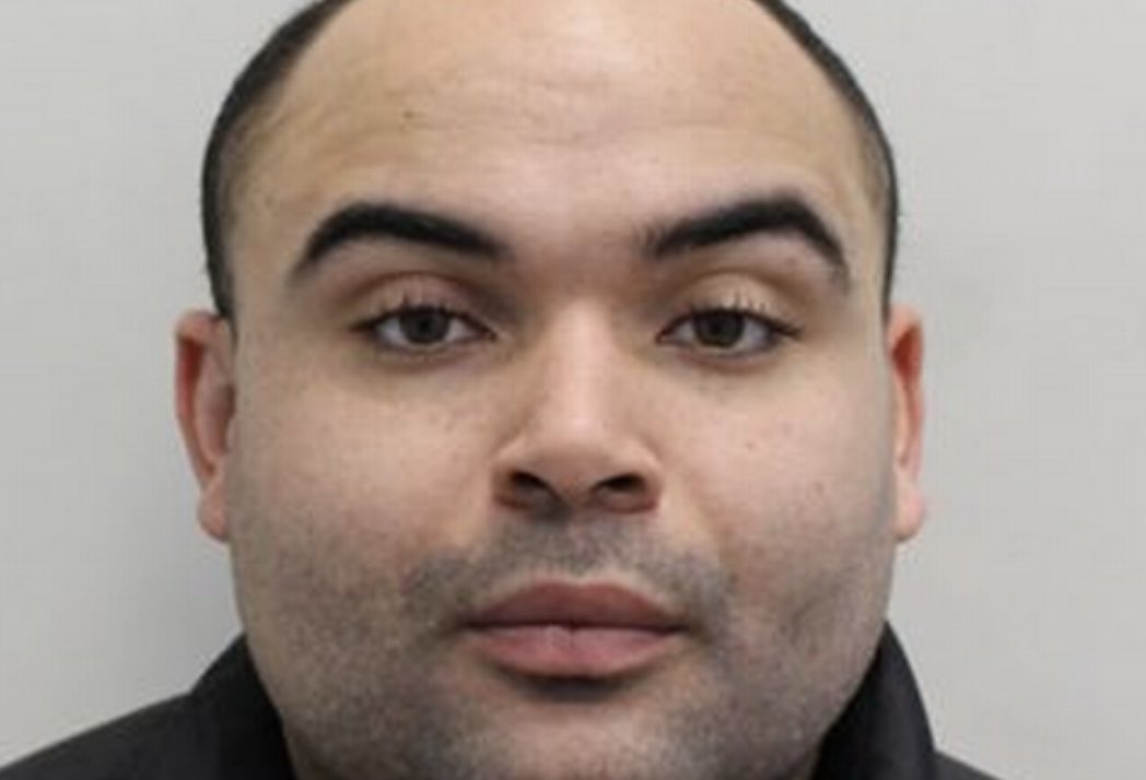 VPNLDN's tweet image. #Thug, Lindell Angel 32, has been sentenced to nine-and-a-half years years in jail after he violently knocked his victim unconscious to #steal his £145k Patek Phillipe watch after winning his confidence by taking him for a drinks:
#WatchCrime #BlackOnBlack #Knifecrime