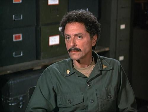 NLCarolynMuse's tweet photo. Remembering film/television actor and photographer Allan Arbus, who was born #OTD (February 15th) in 1918.  @ClassicMASH #MASH #Coffy #LawandDisorder #HawaiiFiveO #RaidonEntebbe #DamianOmenII #TheElectricHorseman #Volunteers #BrooklynBridge #JudgingAmy https://t.co/hCLRTtOPNU