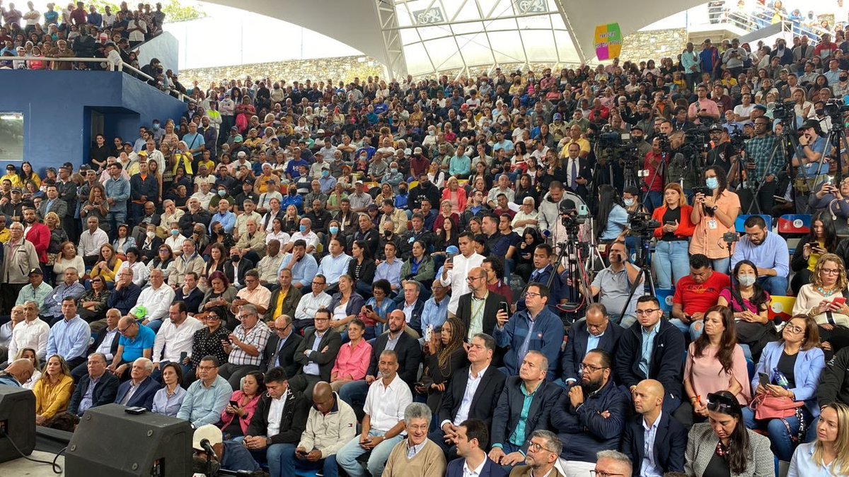 jguaido's tweet photo. ¡Logramos el primer paso!

22 de octubre de 2023: fecha de la primaria.

Fecha para reunificar el país y que renazca la esperanza en Venezuela.

Tú tienes el poder para que juntos podamos avanzar. https://t.co/tUXm0qn52a