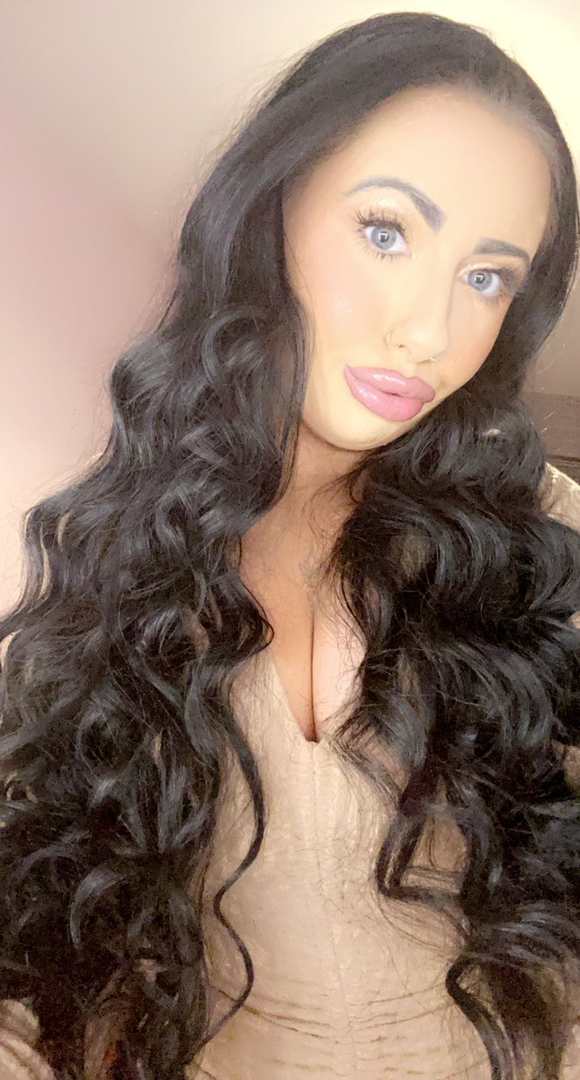 Hanacrowex (@hanacrowe) on Twitter photo 