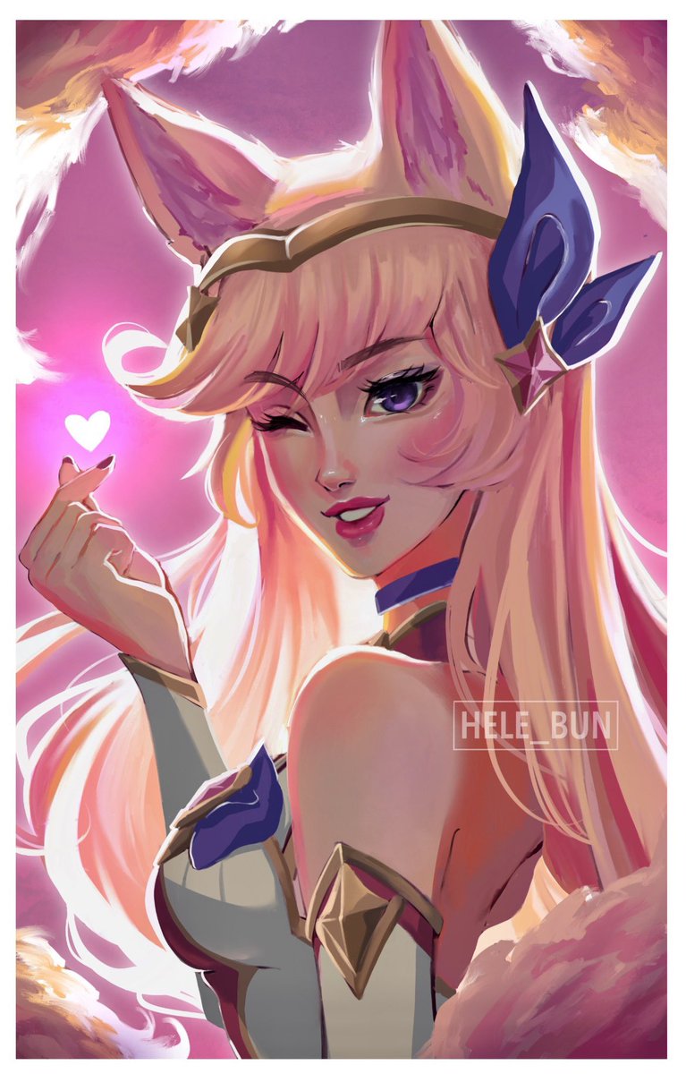 HeleBun's tweet photo. I was supposed to finish this for Valentine’s Day but art block is hitting hard 👊🏻👊🏻 there you have a very romantic Star Guardian Ahri ⭐️

#LeagueOfLegends #LeagueOfLegendsFanArt https://t.co/pvSkoYePuP