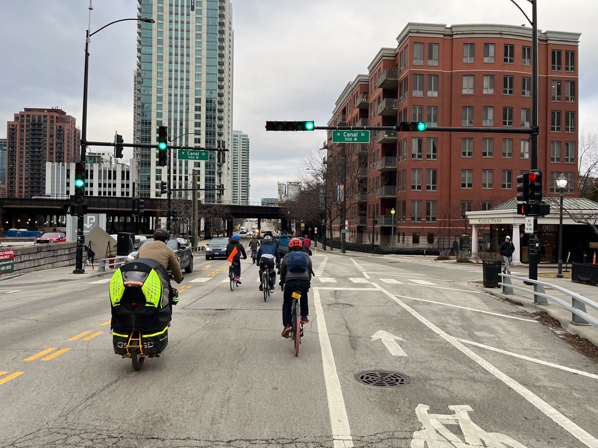 Chicago, Bike Grid Now! on Twitter "It's Bike Bus Wednesday which
