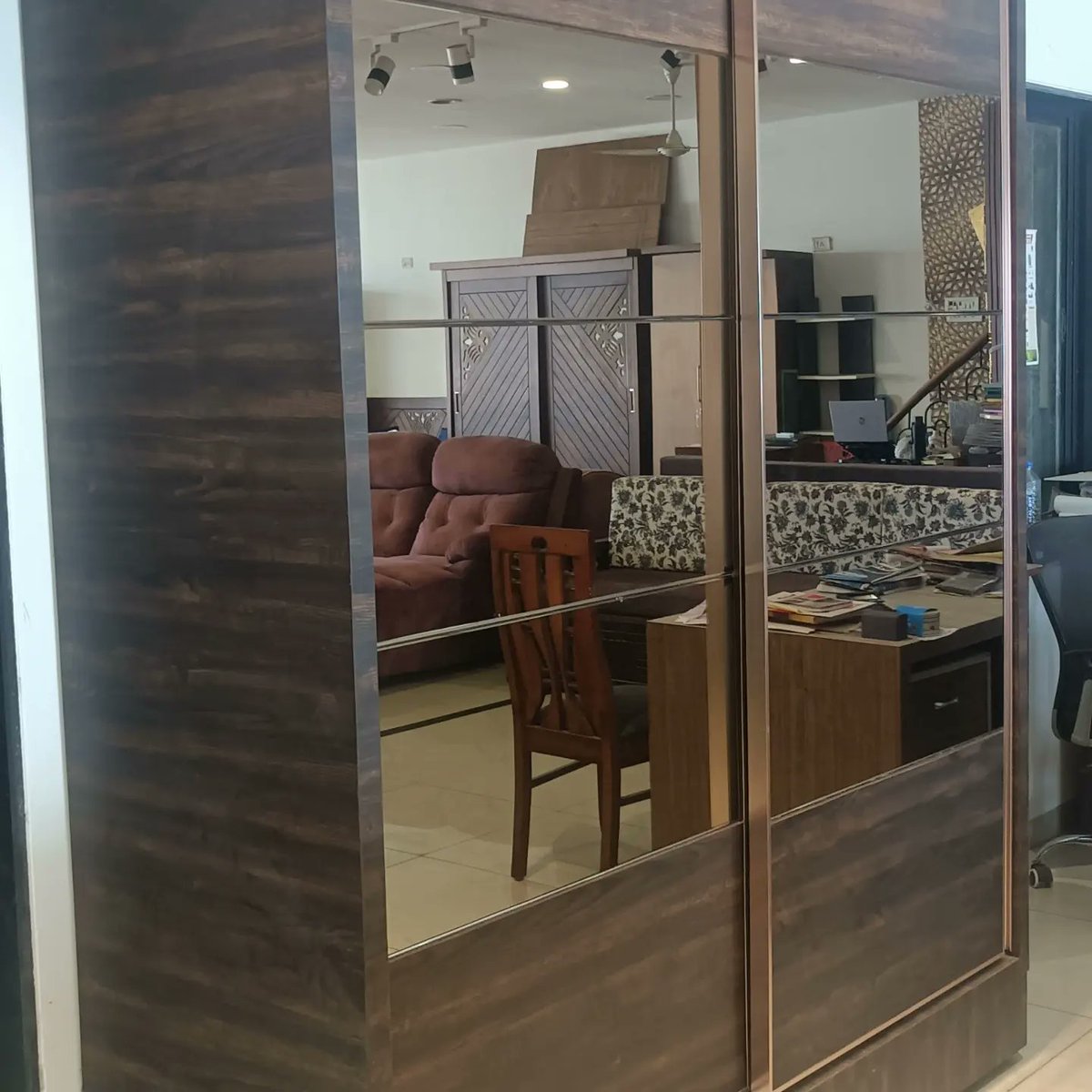 siddiquerizwan1's tweet image. Modular kitchen furniture work
#modularkitche
#furniture 
#furnituredesign 
#furniturewoodwork
#Mumbai 
#India 
#mumbaiwork
@ErikSolheim 
@LadyVelvet_HFQ 
@emraanhashmi 
@PoojaB1972 
@nsitharaman