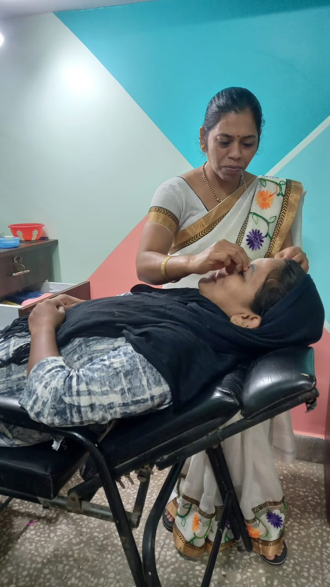 cydaindia25's tweet image. Introducing  Entrepreneur Ms.Vaishali Pelne, who initiated Oasis Beauty Hub at Nagpur from the training organized by CYDA &amp;amp; Persistent Foundation.

#CYDA #Nagpur #PersistentFoundation #OasisBeautyHub