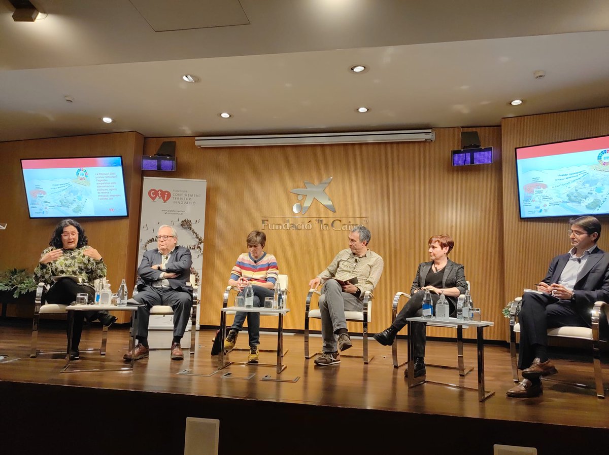 Avui hem participat al seminari: 'Regions i ciutats del coneixement. Estratègies per transformar el coneixement i la innovació en impacte territorial'🏙️

Jaume Saltó 🗣️Cal articular agendes compartides entre administracions públiques, agents de recerca, empreses i societat civil.