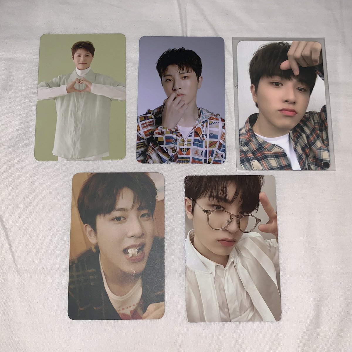 ydcart's tweet photo. ! interest check ! 
treasure assorted pcs ^_^

t.
ic treasure effect trsr ph chapter one chapter two tss tfs kpop marketplace haruto junghwan doyoung asahi jaehyuk jeongwoo junkyu yoshi jihoon https://t.co/hSuwNdeDiS