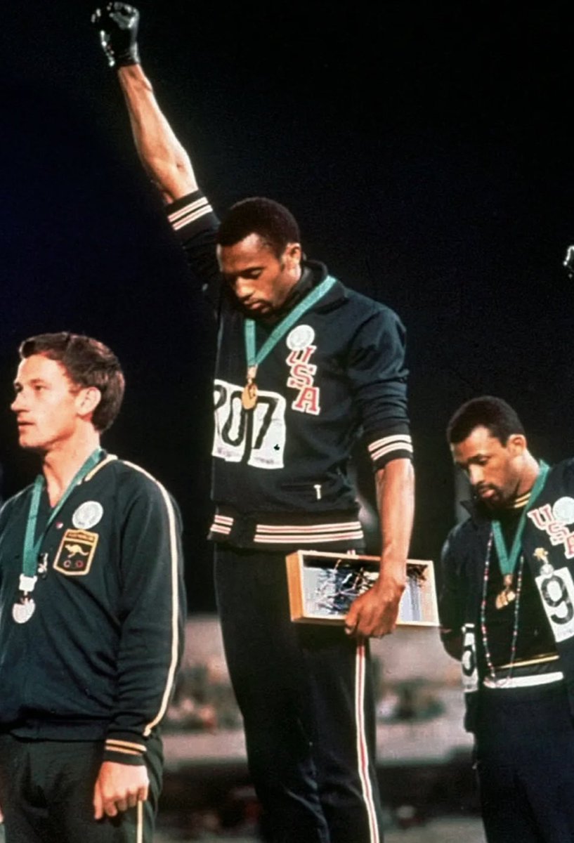 SuccezZTheStore tweet media