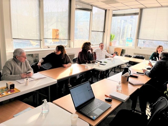 PlateformeE's tweet photo. Retour sur les actualités sectorielles dans le cadre du club des dirigeants.
Ce moment a été l’occasion pour les dirigeants d’échanger et de partager leurs réflexions sur différentes thématiques.
#sap #rencontres #echanges #dirigeant.es https://t.co/5l7xqgciw9