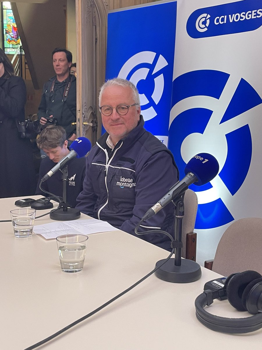 Une 🇫🇷bouge à Épinal merci à Jean-Yves Remy, Président du groupe #Labellemontagne, Mélanie Glibusic, fondatrice de MG-IB et Olivier Labrude, fondateur de #Picturainnovation merci <a href="/cci88/">CCI des Vosges</a> un territoire de travail et de bon sens . <a href="/ccifrance/">CCI France 🇫🇷🇪🇺</a> <a href="/Europe1/">Europe 1</a>