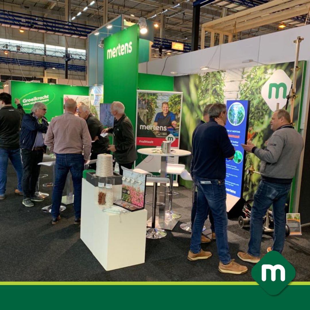 𝗚𝗟𝗔𝗦𝗚𝗥𝗢𝗘𝗡𝗧𝗘-, 𝗦𝗜𝗘𝗥- 𝗘𝗡 𝗙𝗥𝗨𝗜𝗧𝗧𝗘𝗘𝗟𝗧 | 𝗕𝗲𝘇𝗼𝗲𝗸 𝗠𝗲𝗿𝘁𝗲𝗻𝘀 𝗯𝗶𝗷 𝗛𝗼𝗿𝘁𝗶𝗰𝗼𝗻𝘁𝗮𝗰𝘁
Inmiddels is dag 2 van HortiContact 2023 volop bezig! Wij kijken ernaar uit om u te ontmoeten. U bent van harte welkom op stand H-123.