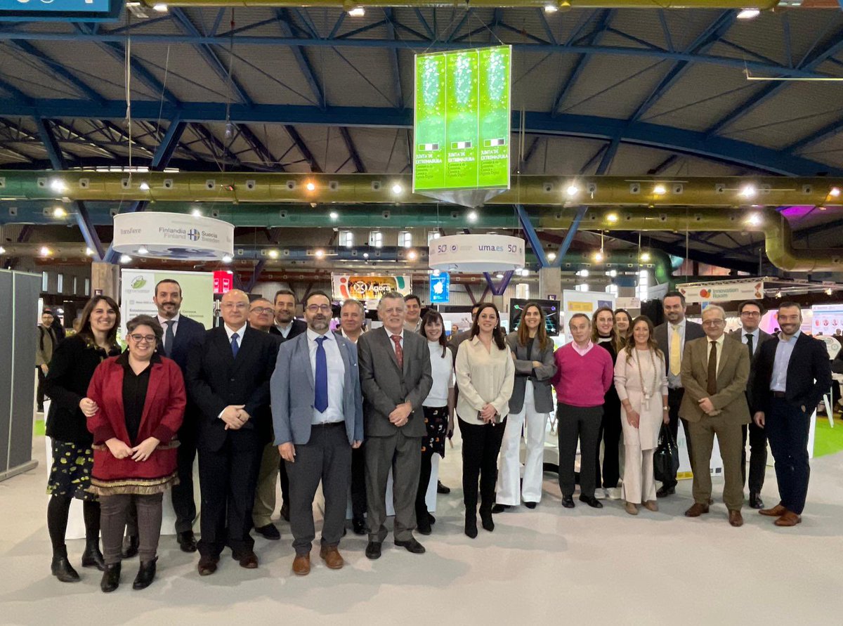 CICYTEX's tweet photo. 🆕Extremadura participa en Málaga en el Foro Europeo para la Ciencia, Tecnología e Innovación #Transfiere2023👩‍🔬💻
✅Varios centros y entidades de I+D de la región mostrando su potencial y uniendo fuerzas con empresas y otros centros en el exterior🤝
Quieres saber quienes son❓👇 https://t.co/CzBK1ZRgxD