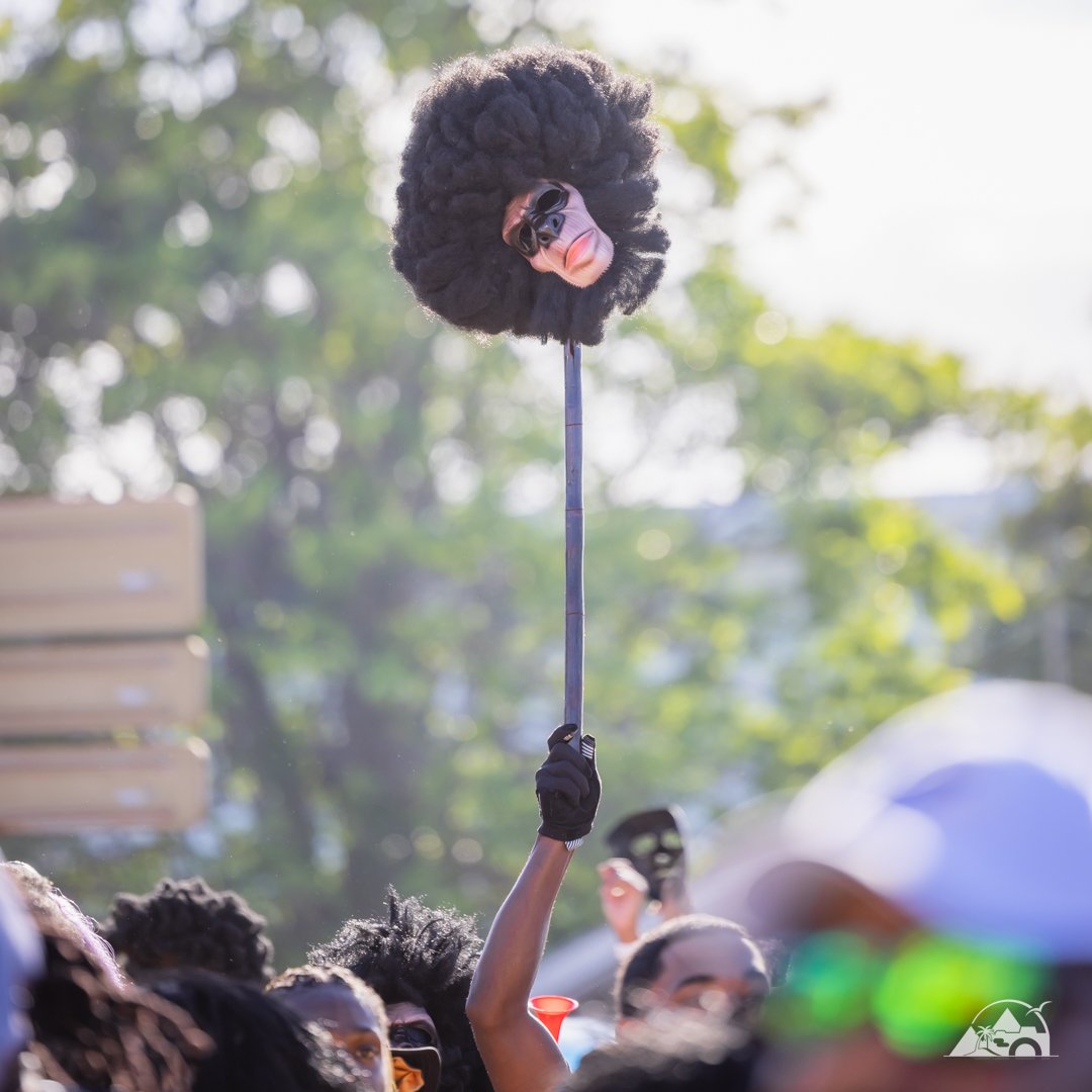 BrunoBalmokoun's tweet photo. Notre carnaval il est beau... rien à envier à aucunes autres îles ou pays ! #Guadeloupe @paysguadeloupe https://t.co/I4sDP5e8jy