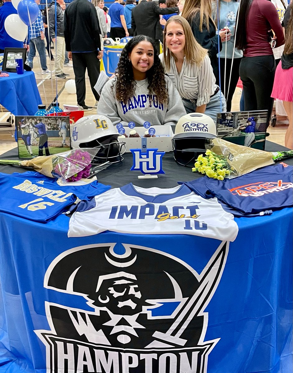 Congratulations to <a href="/Armstead2023/">Santrea_Armstead</a> ! 
I’m so proud of this kid! Anyone who knows Santrea knows that she has a giant heart, is a bit quiet, but is a fierce competitor! She’s going to do amazing things @Hampton_SB ‼️ Love ya kid! 💙🤍🥎 <a href="/tparmstead/">Taureus Armstead</a>