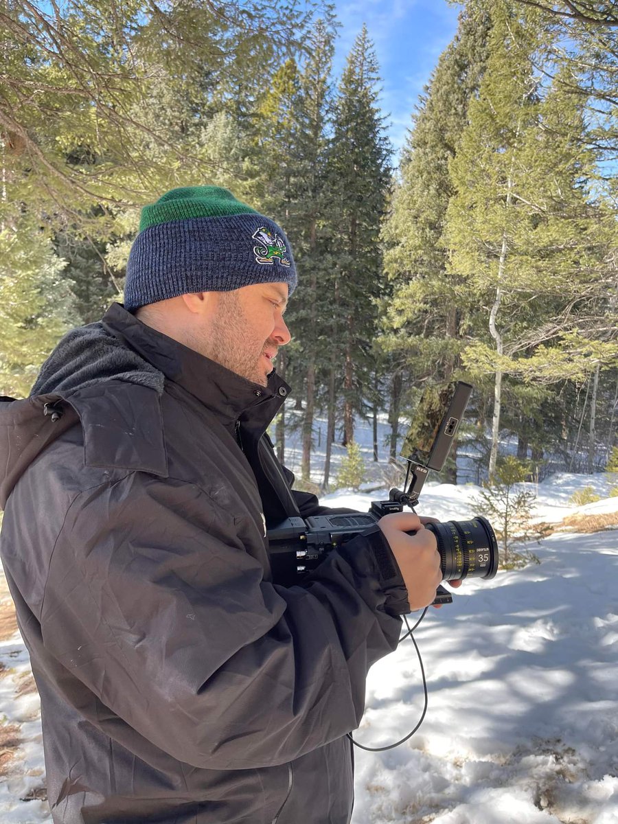 DigitalMyle's tweet photo. Working hard every day. π½π€
#DigitalMyle
#videoproduction #cinematography #filmmaking #filmmaker #videography #video #film #videographer #cinematographer #director #filmproduction #setlife #filming #producer #filmmaker #behindthescenes #onset #musicvideo #filmlife #videoshoot https://t.co/ZvuKfQVcfE