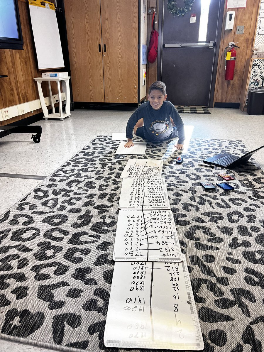 MrsFinchAIG's tweet photo. Today’s #AIG #5thgrade ran into a paradox when they discovered that their total number of ancestors outnumbered the world population by the Middle Ages. How did they calculate that? Fibonacci numbers + spreadsheet formulas for the win! #seeingpatterns #gifteded #salemelementary https://t.co/Nvp5mgMKZh