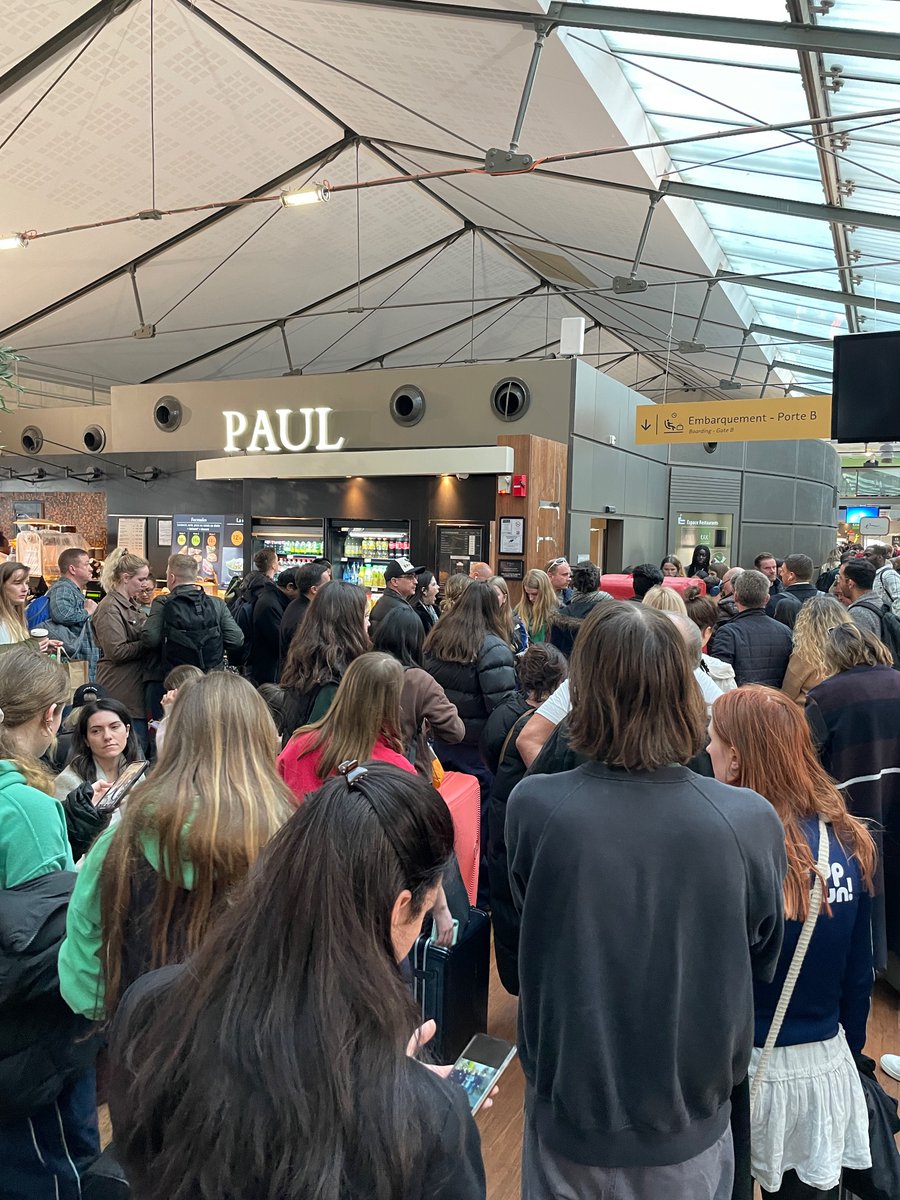 Adrian Last tweet media