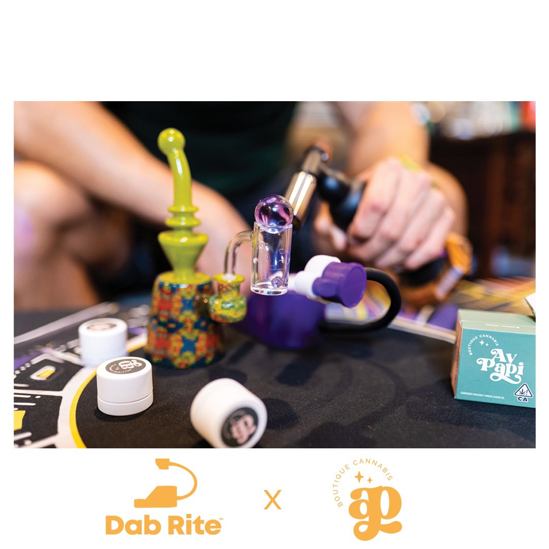 AyPapiCo tweet media