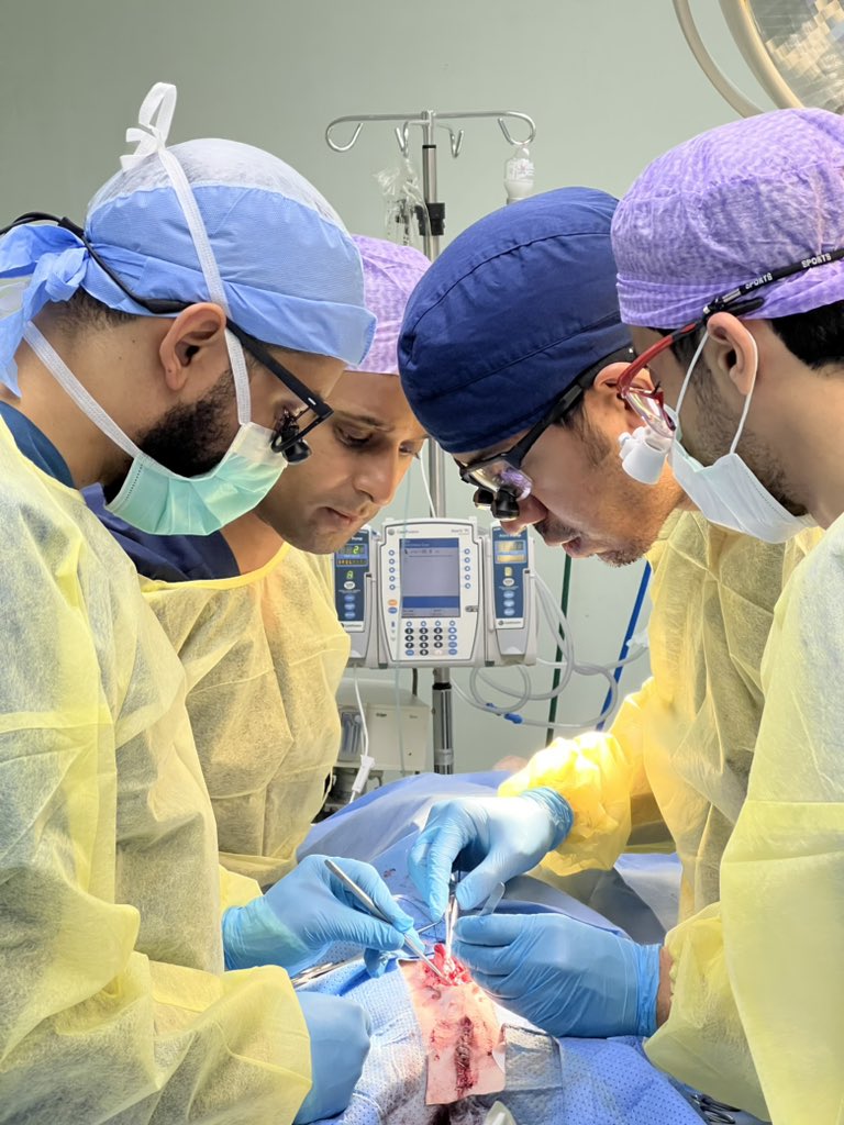 FahdAlyami's tweet image. From our “Fundamental of Microsurgery and Hypospadias repair workshop today as part of the 34th SUA meeting, Riyadh

@saudi_peduro 
@saudiurological