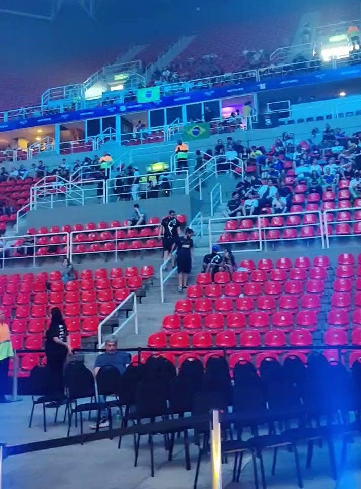 TheCenterRing's tweet photo. Maybe we hold off on hosting esport events in Brazil. https://t.co/wmOz9bFvef