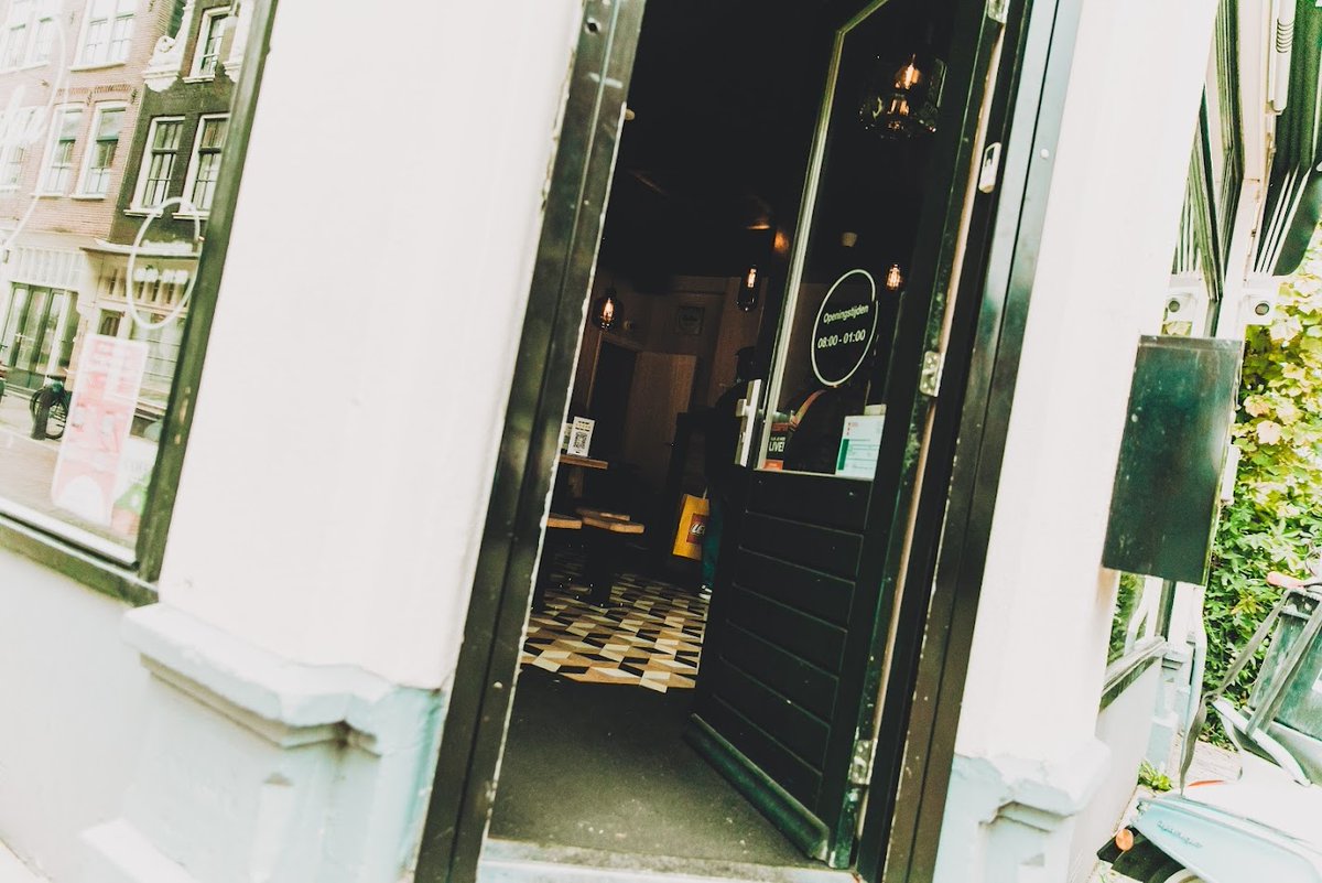RelaxCoffeeshop's tweet photo. Open every day from 8 AM to 1 AM 🕑️
#workinghours #amsterdam #damlife #cannaculture #coffee #coffeeshop #coffeeshoprelax #relax #enjoy #travel #nl #netherlands https://t.co/3qznYfEuMh