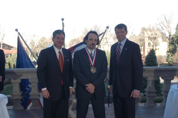 musicalmarkus's tweet photo. In 2005, I was inducted with several of my colleagues & other members of @nasa to the NASA "Space Technology Hall of Fame" for my part in inventing a new Scanning Spectrophotometer known as Hyperspectral #spacetoearth @SpaceFoundation @elonmusk My other GEMINI ID. MUSIC & TECH 🤘 https://t.co/ACBjmtDtUT