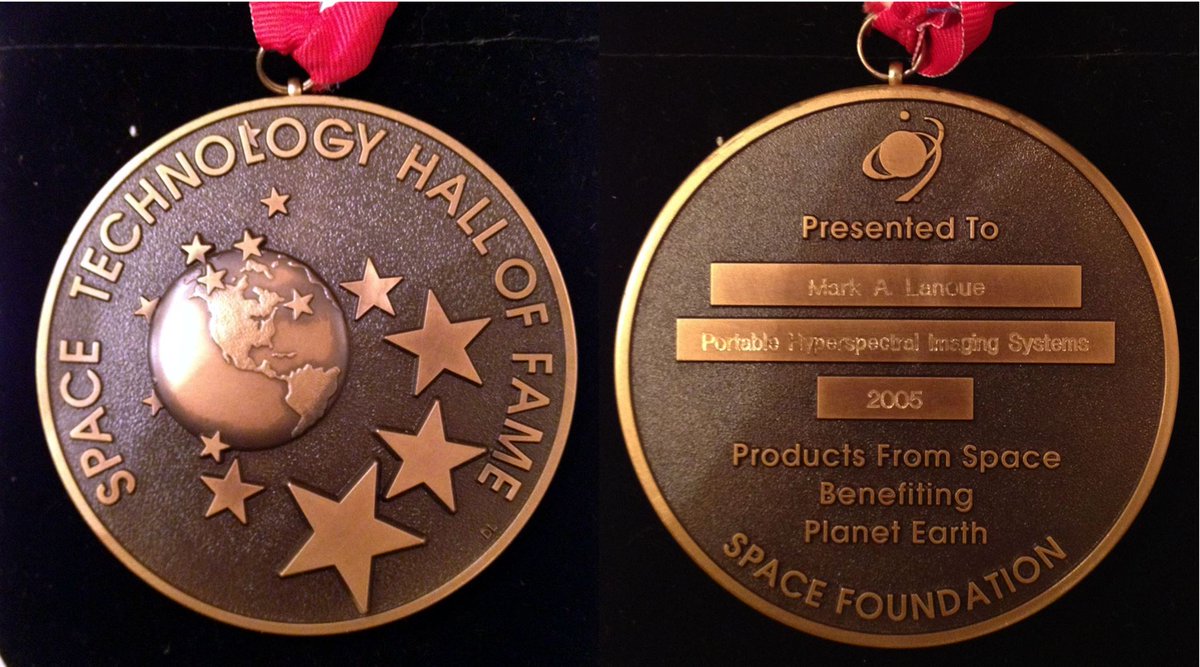 musicalmarkus's tweet photo. In 2005, I was inducted with several of my colleagues & other members of @nasa to the NASA "Space Technology Hall of Fame" for my part in inventing a new Scanning Spectrophotometer known as Hyperspectral #spacetoearth @SpaceFoundation @elonmusk My other GEMINI ID. MUSIC & TECH 🤘 https://t.co/ACBjmtDtUT