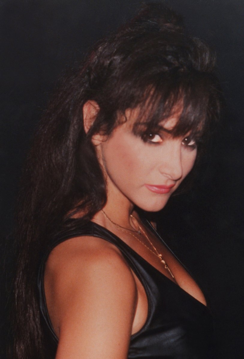 HollyKnightlife's tweet photo. If any Device fans remember the video to “Who Says,” this photo was taken the day of the video shoot. I believe this is the look that inspired the phrase at the front of the book, “You can’t throw me to the wolves; they come when I call.” https://t.co/GlO5XJpeZH
