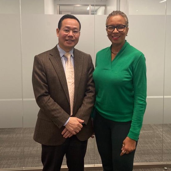 Timely meeting between <a href="/FAONewYork/">FAO in New York</a> Director &amp; PR of Saint Vincent &amp; the Grenadines, Amb. King, in capacity as Chair of #Haiti #ECOSOC Working Group on Food Security.

On agenda:

🔹Prioritizing agriculture in food security response
🔹UN coordination
🔹<a href="/FAO/">Food and Agriculture Organization</a> Hand-in-Hand Initiative