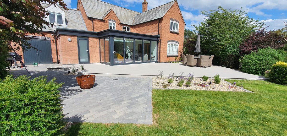 A combination in looks &amp; texture for this hard #landscaping using @MarshallsGroup @MarshallsReg Nova smooth brick with <a href="/_LONDONSTONE/">London Stone</a> Florence Grey porcelain tiles <a href="/sm74w/">Stu@Londonstone</a> #gardendesign #Leicestershire