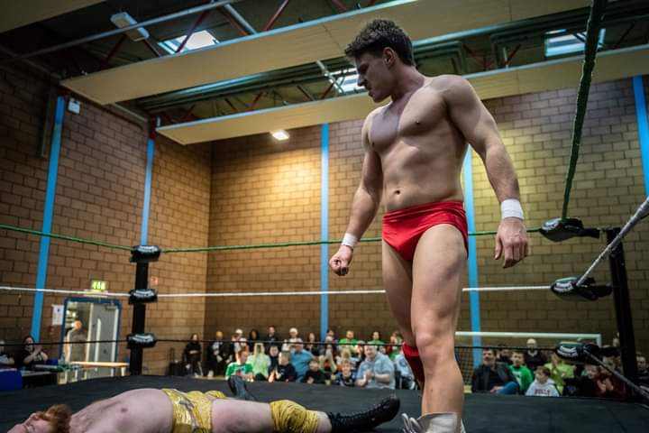 Betrayed by @HeadkickHendrik at <a href="/TitanicWrestlin/">Titanic Wrestling</a> 
After I thought him so much

Photo by Tony Keers