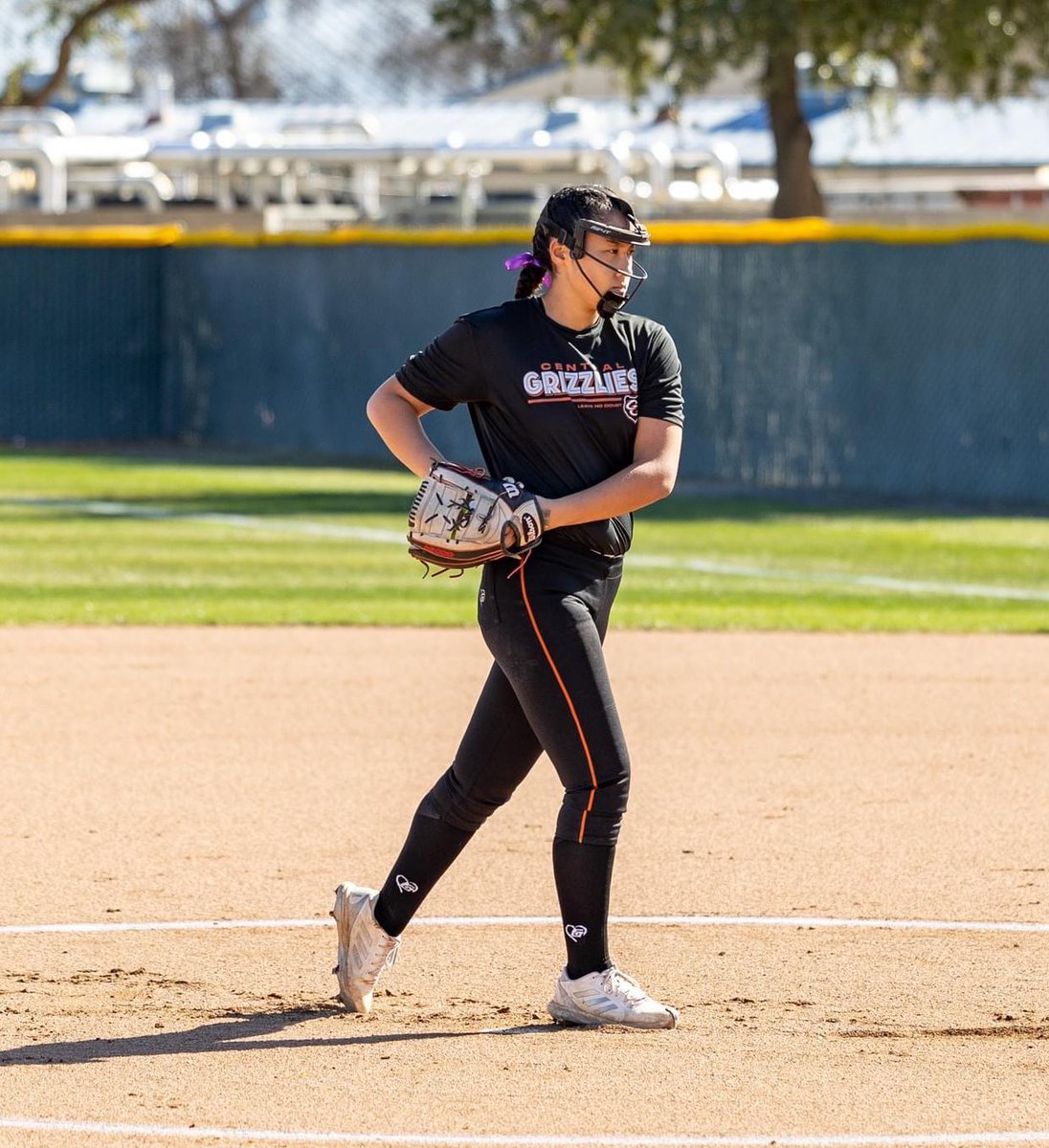 OPENING DAY IS HERE!!!!! 🧡🥎🖤
Nothing better than opening the season at home! Come out and support our Grizzlies as we play Chowchilla. Game time is 3:00. #CGOE