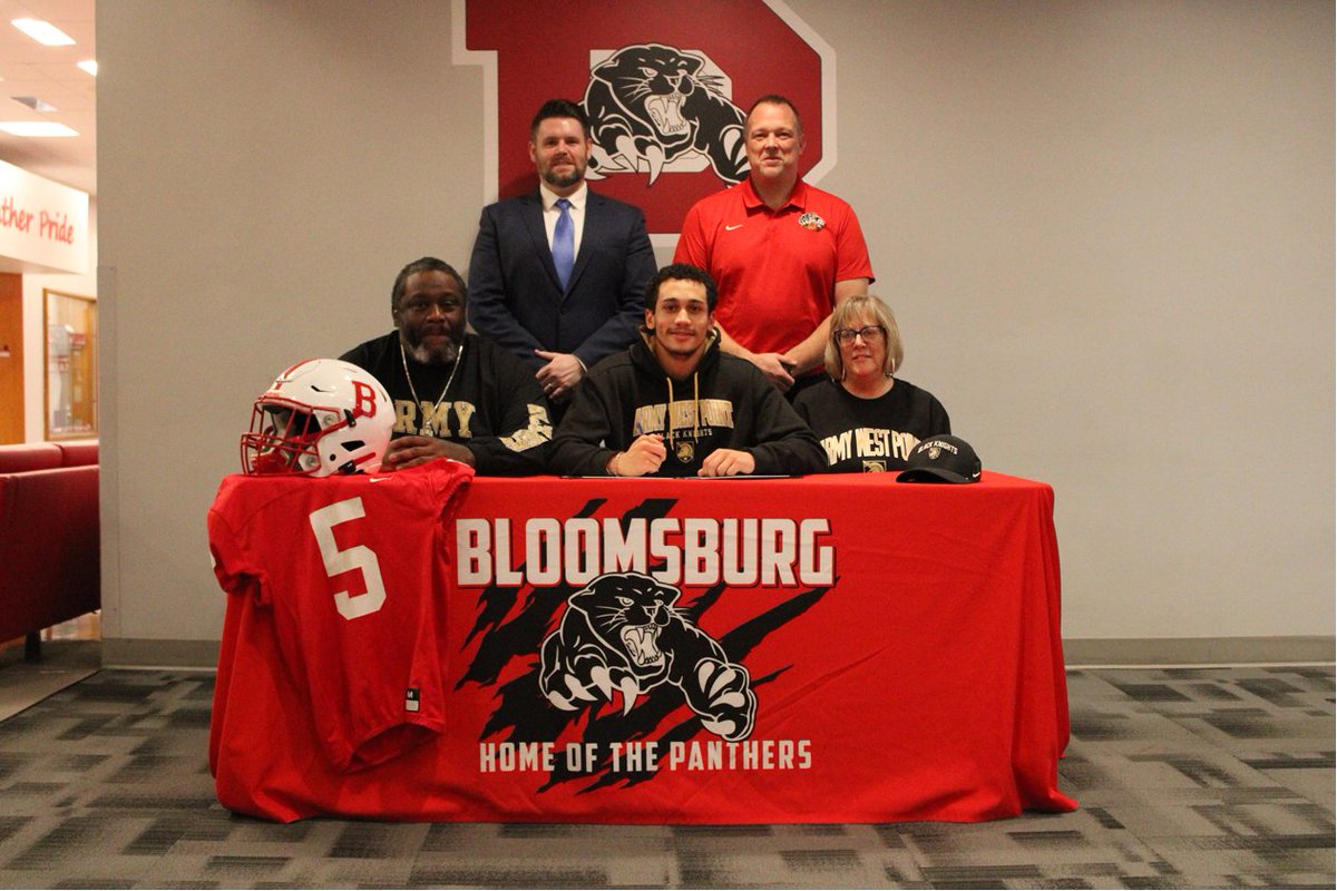 BloomAthletics's tweet photo. Congratulations to Madden Locke as he continues his football career at ARMY West Point https://t.co/UvtVa0kSHc