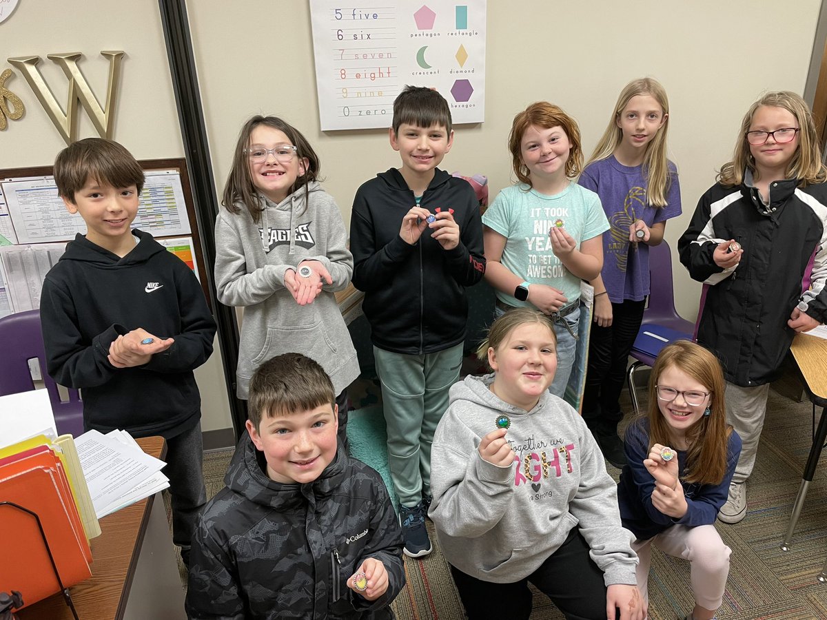 mrs_Lwright's tweet image. My 4th grade book club did a craft this morning to match an unknown word we read in the book. We made brooches. They turned out great! Love my little group @HoldregeDusters @mrsamberporter