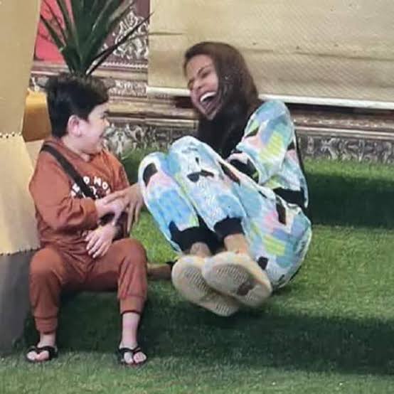its__Rebelde's tweet photo. Caption 

Abdu : Acha hua mai Chala gaya nahi toh tu Top 3 mein bhi nahi aati

Priyanka: 😂😂😂

#BiggBoss16    #BB16    #BiggBoss    #ShivThakare #MCStan #AbduRozik

MERA JAAN MERA DIL SHIBDU https://t.co/RttIxWds5d
