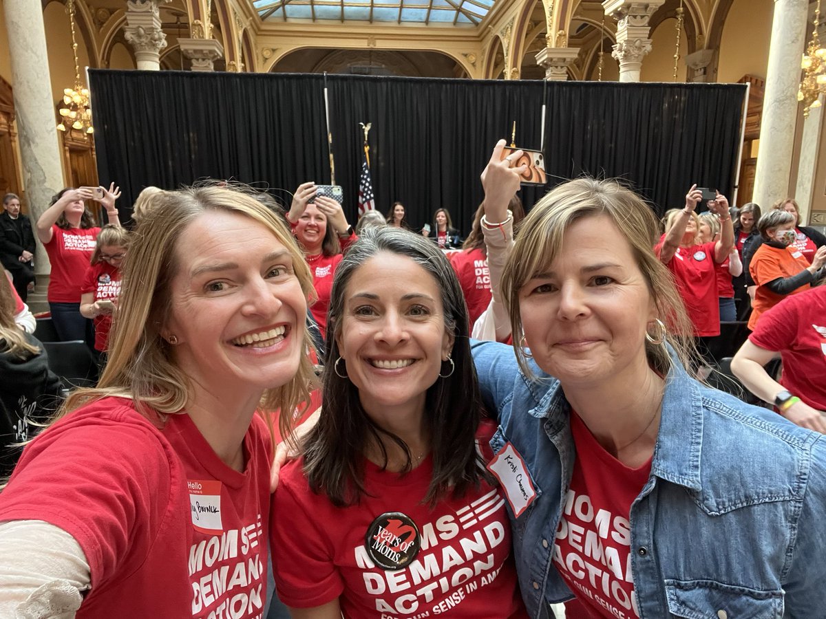 What a turn out! It’s Indiana  @MomsDemand day at the state house. @Everytown #INLegis #MomsAreEverywhere