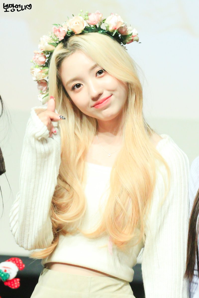 yeseosmile's tweet photo. 221118 ♡ #강예서 https://t.co/1TMxvfYjQV