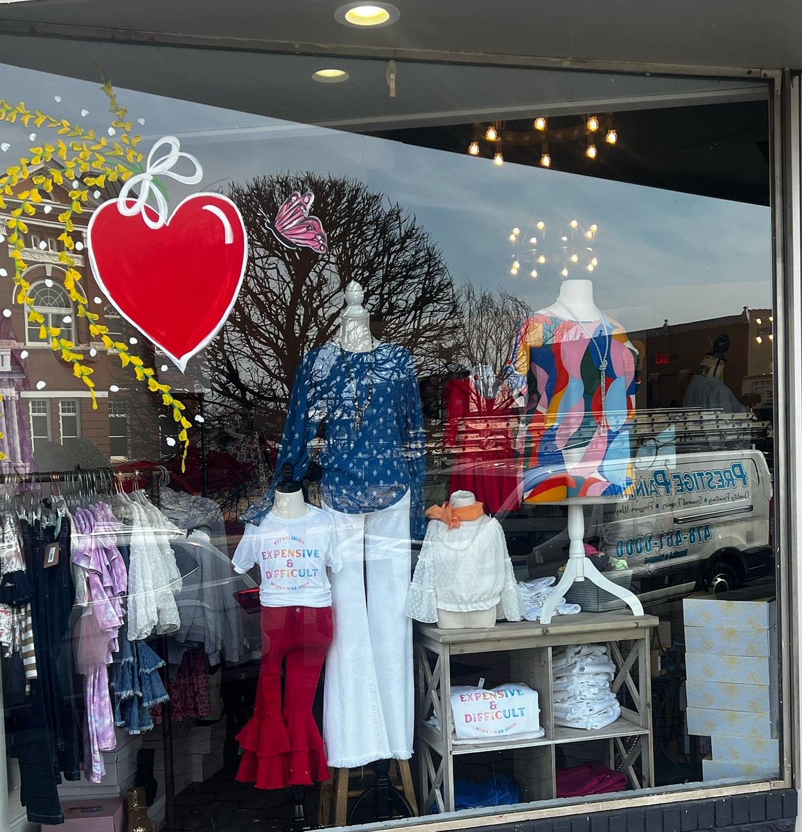 Cotiqueshop's tweet photo. New day, new window display!
Stop by and shop all the things on this beautiful Wednesday!
We are here noon- six.
#windowdisplay #storefront #shopsoon #forsyth https://t.co/0Kk2Ic6ed0