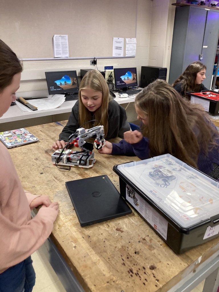 Wamogo Regional High School tweet media