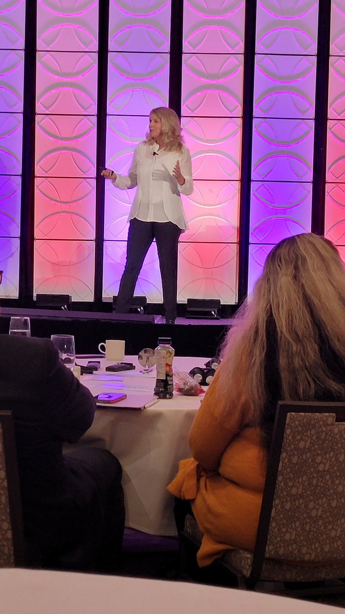 kmcconnell1's tweet photo. My great friend Shari Hughson kicks-off Canada's Ag Day and wows the audience with her incredible story of successful entrepreneur to living for 7 years in the bush and moving from a hunter-gatherer to a champion for innovation. Exceptional. #CdnAgDay https://t.co/J65abNQE8Q