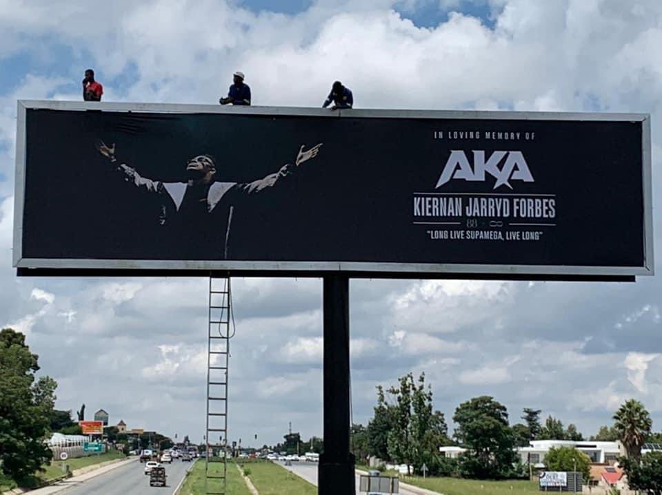 joy_zelda's tweet photo. Gone,But Never Forgotten 🕊🕊
Long Live Super Mega Long Live
Rest In Power Bro 💔
#RIPKiernan #RIPakaworldwide #RipLegend #JusticeForAKA Tony Forbes Lynn Nadia Nakai DJ Zinhle #DonDesign Kairo https://t.co/xlcESlpv7A